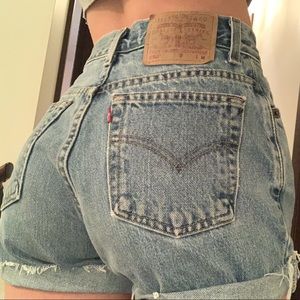 Vintage 550 Levi shorts